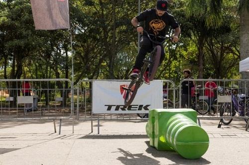 Ação no Parque Villa-Lobos acontecerá neste domingo (6) e contará com apoio mecânico e simulação interativa com uma das principais bicicletas do mercado / Foto: Divulgação BCF