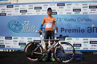 Luis Trevisan lidera a sub-23; agora a camisa laranja é dele / Foto: Vinícius Leyser / Avaí Ciclismo 