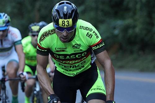 Ciclista da equipe de Osasco treina duas vezes por semana em pelotão da USP / Foto: Divulgação