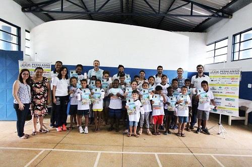 A cerimônia de encerramento ocorreu na ONG Espaço Veredas na última quinta-feira; O evento contou com autoridades / Foto: Martinez Comunicação/Divulgação