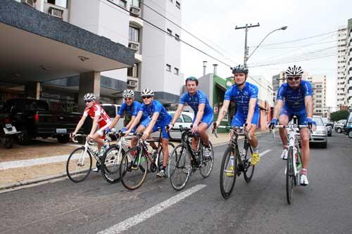 Dinamarqueses saem para treinar em Marília / Foto: Márcio Kato / ZDL