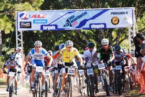 Largada da etapa final da Copa Ale Premo Inconfidentes, que foi emocionante / Foto: Jomane Casagrande