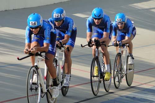 O penúltimo dia de competições do campeonato brasileiro de pista foi bastante agitado, com a realização de seis finais / Foto: Divulgação CBC