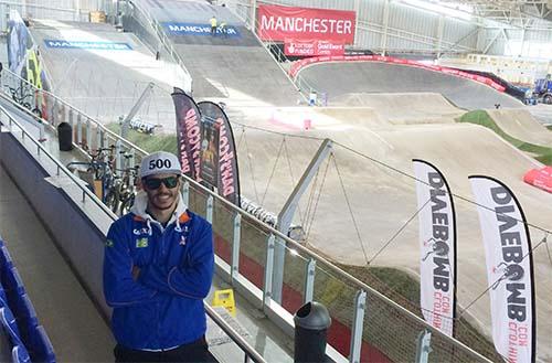 Renato Rezende reconhece a pista em Manchester  / Foto: Divulgação