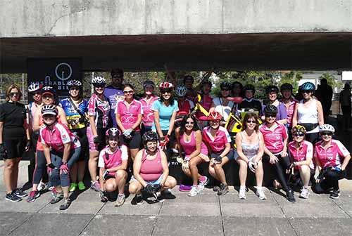 Grupo de pedal 'Saia na Noite'  / Foto: Saia na Noite / Divulgação