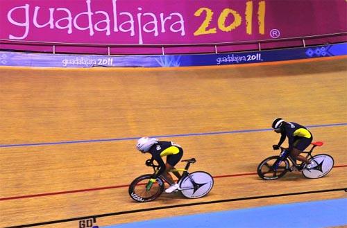 Sumaia Ribeiro (à frente), destaque na Pista/ Foto: CBC / Divulgação