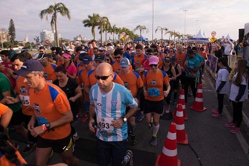 Diogo Trindade de Ana Claudia de Jesus vencem os 10km e garantem vaga para etapa de Pequim (China) em 2017. 1.300 atletas participaram do evento nesse domingo (25) / Foto: Carlos Alberto Torres/Global Energy Race