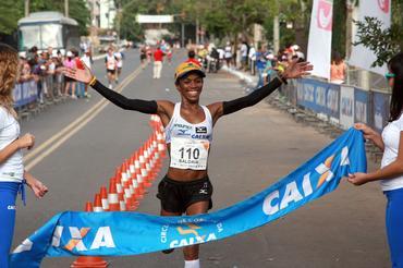 A etapa de Uberlândia do Circuito de Corridas CAIXA, dia 18 de setembro, será especial para Maria Zeferina Baldaia / Foto: Divulgação