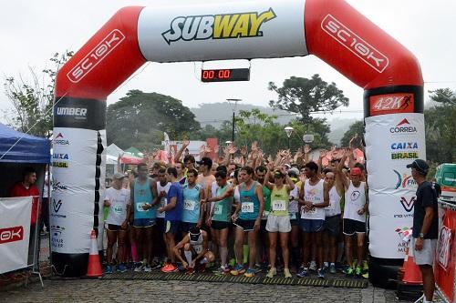 Corrida teve largada no Nações Shopping / Foto: Iriana Porto/Agência Avante