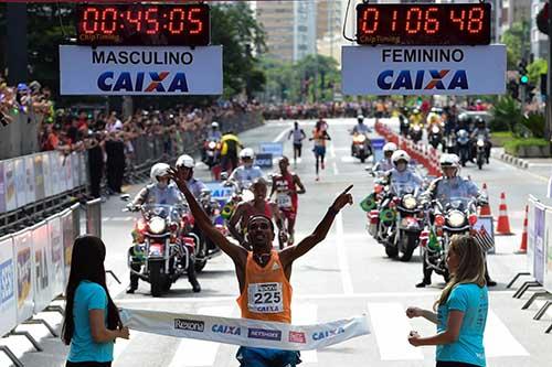 Vencedor no masculino / Foto: Djalma Vassão/Gazeta Press