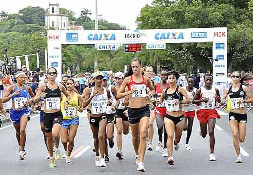 Largada feminina de 2010   / Foto: Sérgio Shibuya/ZDL