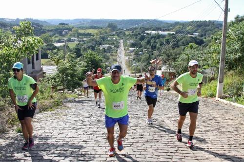 Caixa Wine Run celebra o esporte e o vinho neste sábado no Vale dos Vinhedos / Foto:  Foco Radical