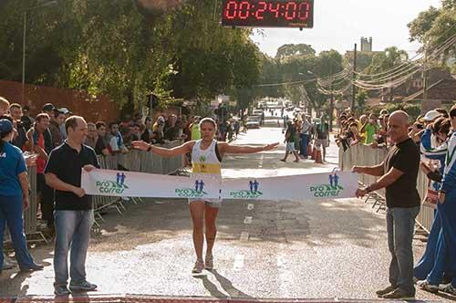 A campeã entre as mulheres foi Maria de Fátima de Souza / Foto: Priscilla Fiedler