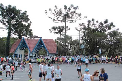 Cerca de mil atletas participaram neste sábado, dia 14 de Setembro, do Mountain Do Canela, prova que faz parte do Circuito de Charme do Mountain Do /  Foto: Mario Sergio