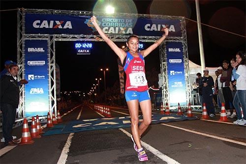 SESI leva clima dos Jogos de 2016 para etapa noturna do Brazil Run Series / Foto: Luiz Doro/adorofoto 