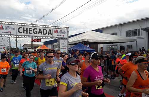 Corrida Cidade de Araquari bate recorde de inscritos / Foto: Carolina Spricigo