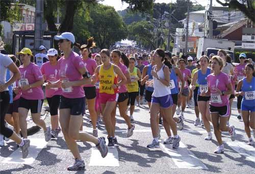 Já estão abertas as inscrições para a 11ª Corrida e Caminhada da Mulher, em Curitiba / Foto: Divulgação 