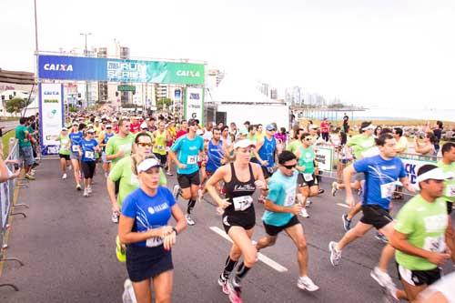 A largada da corrida de rua mais charmosa de Florianópolis, a Track&Field Run Series Beiramar Shopping, está marcada para domingo, dia 28 de Abril, às7h30 / Foto: Divulgação