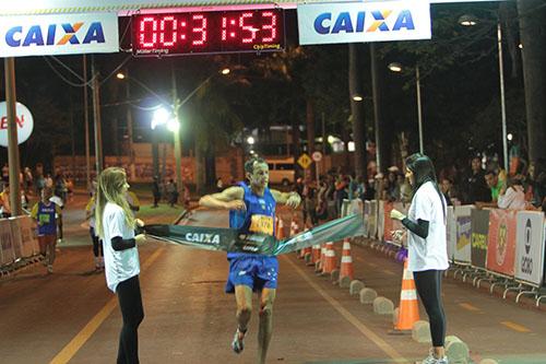 Circuito Corujão de Corrida Noturna 2015 / Foto: MidiaSport