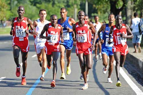 Africanos dominaram a prova em 2010 / Foto: Sérgio Shibuya/ZDL