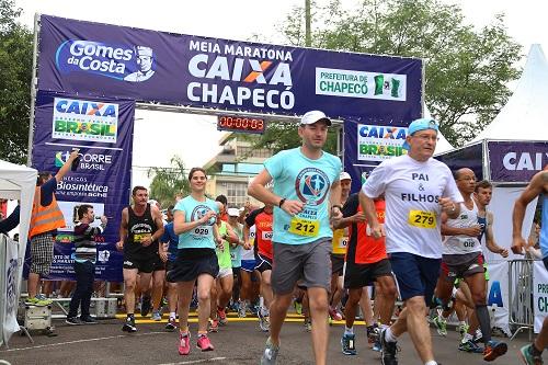 Com percursos de 21km, 10km, 5km, Caminhada e Maratoninha Kids evento tem crescimento de 50% para edição de 2017, que será realizada no próximo domingo (9) / Foto: Junior Duarte