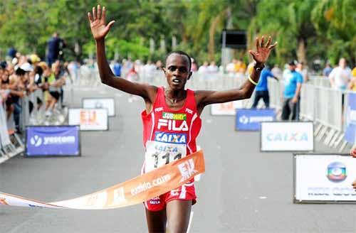 O queniano Edwin Kipsang Rotich é atração na cidade de Curitiba no próximo Sábado, dia 01º de Junho / Foto: Divulgação 