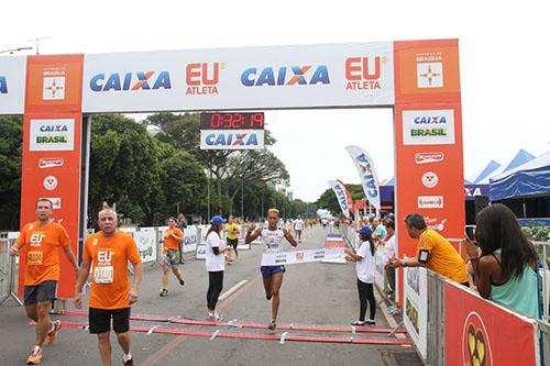 Campeão dos 10k masculino / Foto: Bruno Nascimento/Yescom