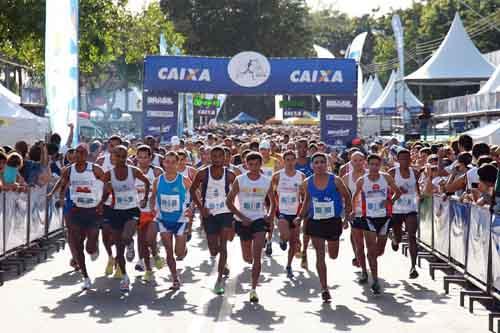 Largada da prova em 2011 / Foto: Luiz Doro/ adorofoto