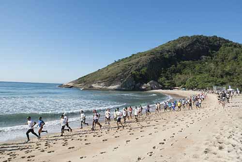 A manhã deste sábado, 19 de outubro, foi especial para quem passava pela orla da zona oeste carioca / Foto: Divulgação