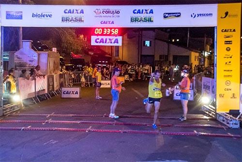 Vitoria de Marildo Barduco nos 10K / Foto: Walter Contessottti Jr./Yescom