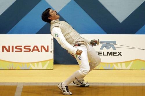 Gaúcho Guilherme Toldo, de 19 anos, comemora a classificação para Londres / Foto: Divulgação