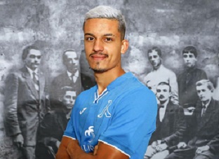 Centroavante de 21 anos é o novo reforço  / Foto: Divulgação Levski