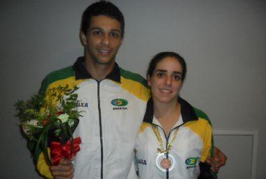 Giovanna Venetíglio Matheus e Carlos Ramirez Pala representaram o Brasil na República Tcheca ao lado de Além de Taissa Paraiso Garcia, Rafael Oliveira Andrade  e Daienne Cardoso Lima / Foto: Divulgação 