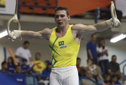 Arthur Zanetti já treina forte pensando no Rio 2016 / Foto: Divulgação