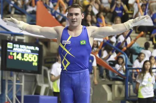 O campeão olímpico das argolas em Londres 2012, Arthur Zanetti, estará em Belo Horizonte / Foto: Ricardo Bufolin/Photo&Grafia