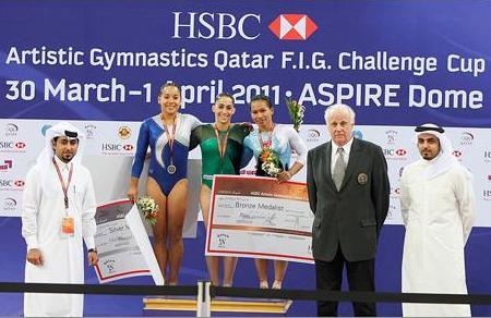 Duas medalhas para a Seleção Brasileira de Ginástica Artística no primeiro dia de finais da Copa do Mundo de Doha, no Qatar, nesta quinta-feira. Daniele Hypolito conquistou a medalha de ouro no salto e, Sergio Sasaki, a de prata no solo  / Foto: Divulgação