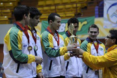 A seleção brasileira masculina adulta de ginástica artística encerrou sua participação na Copa Internacional de Porto Rico com cinco medalhas/ Foto: Divulgação