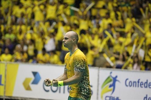 Henrique Teixeira, central do Brasil / Foto: Divulgação / CBHb