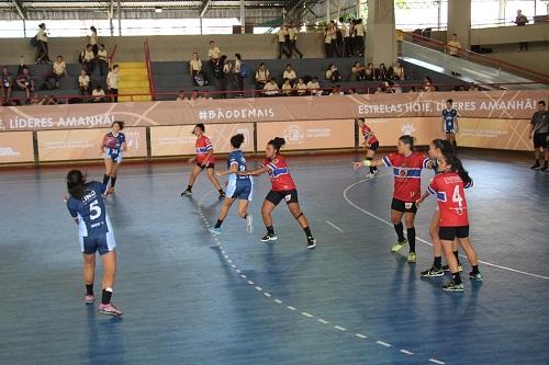 Com vitória, equipe feminina da UNG mantém chance de classificação / Foto: Divulgação