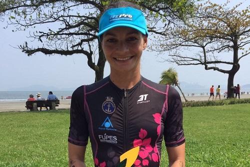 Com o resultado obtido na quarta etapa, a triatleta santista patrocinada pela HTPro Nutrition aumentou a diferença para Rosecler Costa, segunda colocada no campeonato / Foto: Divulgação