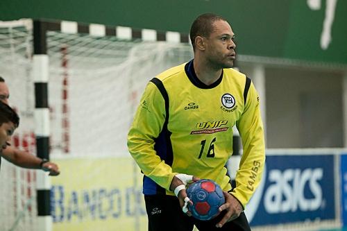 Goleiro defende a camisa do Pinheiros (SP); fase final do campeonato será neste fim de semana / Foto: Cinara Piccolo/Photo&Grafia