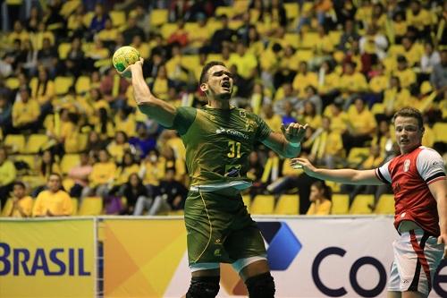 Com vitórias contra Romênia e Eslováquia e um jogo equilibrado com a Suíça, equipe está pronta para estreia na próxima quarta-feira (11) / Fotos: Cinara Piccolo/Photo&Grafia