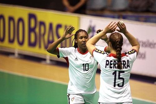 Após jogo disputado contra o Chile, equipe europeia se prepara para enfrentar o Brasil amanhã / Foto: Cinara Piccolo/Photo&Grafia