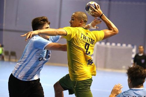 Equipe espera jogo forte com adversários que abusam do estilo tradicional europeu / Foto: Divulgação IHF