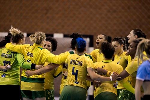 Jorge Dueñas covoca jogadoras para fase de treinos na França  / Foto: Cinara Piccolo/CBHb