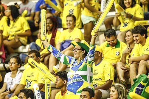 Torcida brasileira fez a festa no ginásio O Ronaldão / Foto: Wander Roberto / Photo&Grafia