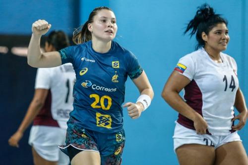 Brasil vence Venezuela e fica perto das semifinais do Pan-Americano de Handebol / Foto: Roberto / Photo&Grafia