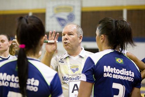 Eduardo Carlone é técnico da Metodista (SP) / Foto: Cinara Piccolo/Photo&Grafia