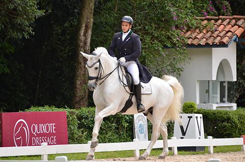 Pedro Almeida com Xaparro do Vouga: campeão brasileiro Senior Top / Foto: Carola May / Divulgação