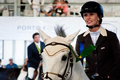 Acostumados aos pódios no circuito nacional, dessa vez, Giovanna e Atomo Clasi triunfram no GP do Indoor 2014 / Foto: Ju Ribas